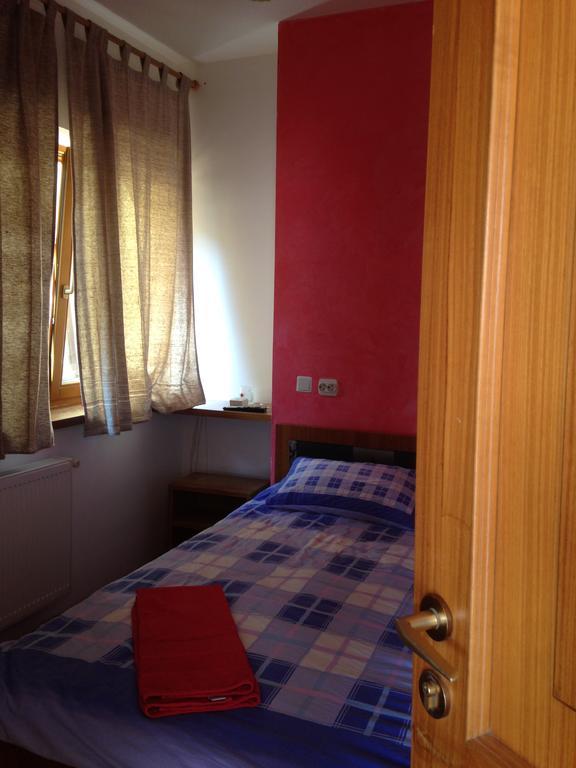 Brutarilor Guest House Cluj-Napoca Ngoại thất bức ảnh